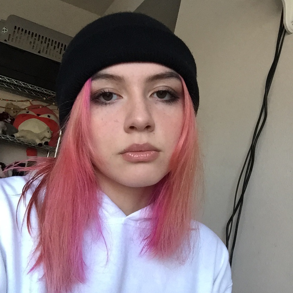 Meet your Posher, Luna